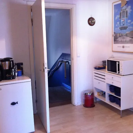 Bla Huset I *