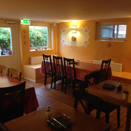 מלון Hotel Nice Bed & Breakfast