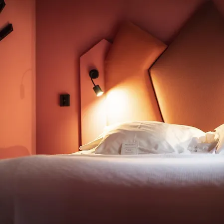 Hotel Flora 4*