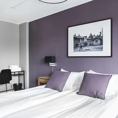 Hostel Linneplatsens & *