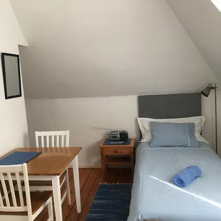 Bla Huset I Alojamento de Acomodação e Pequeno-almoço Gotemburgo
