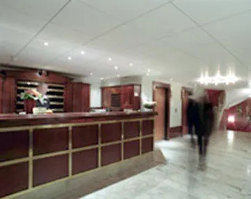 Mornington 酒店