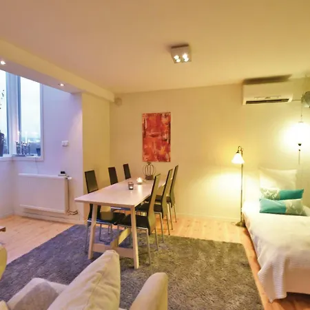 Five-bedroom Holiday In Savedalen Tatil Evi Göteborg
