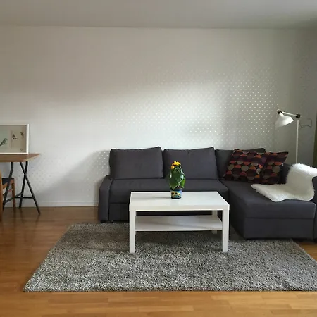 Eklanda Heden Apartment *