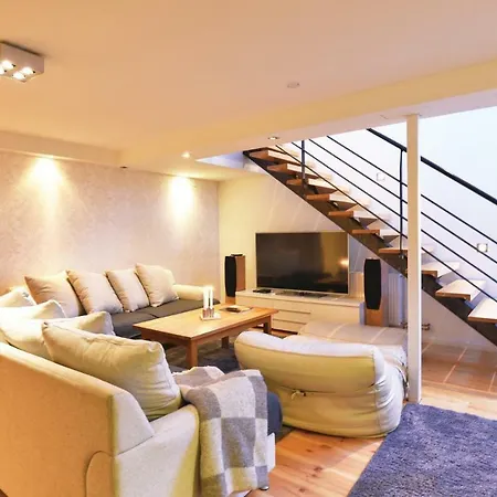 Five-bedroom Holiday In Savedalen بيت للعطل *
