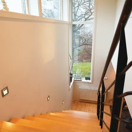 Five-bedroom Holiday In Savedalen بيت للعطل
