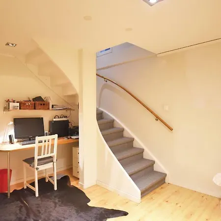 Five-bedroom Holiday In Savedalen *