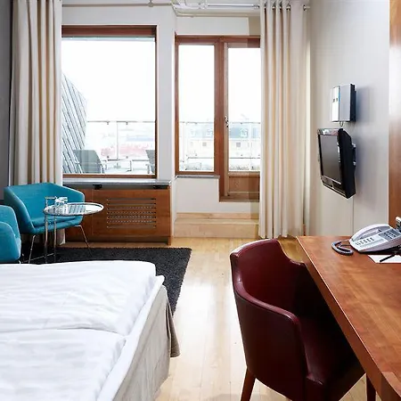 Scandic Crown Hotel 4*