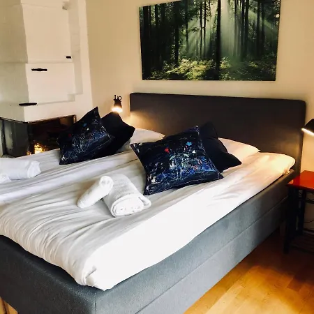 Hotell Treetop Hangout &