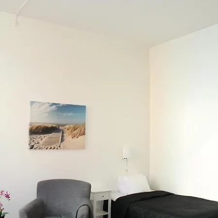 Torslanda Studios Hotel 3*