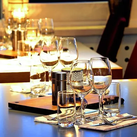 Thon Partner Dockyard Hotel 3*
