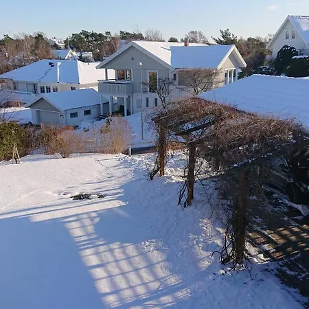 Cosy Luxourious House With Terraces And Close To The Sea