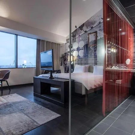 Radisson Blu Riverside 4*