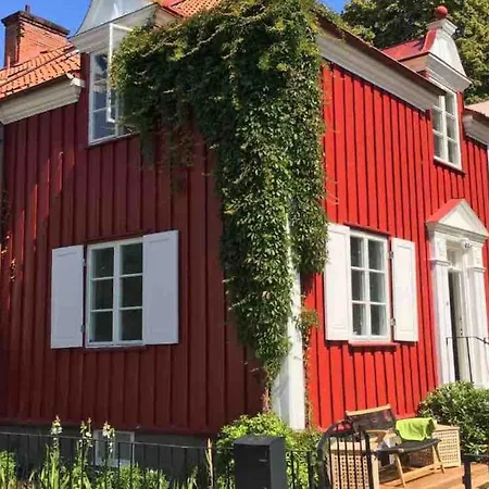 Holiday home Astrom City House *