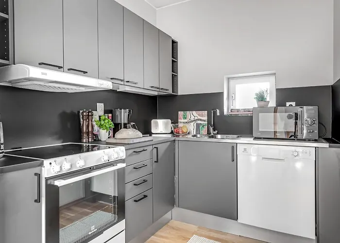 Moelndal Apartment *