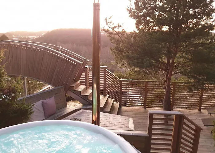 Treetop Hangout & Hotel Göteborg