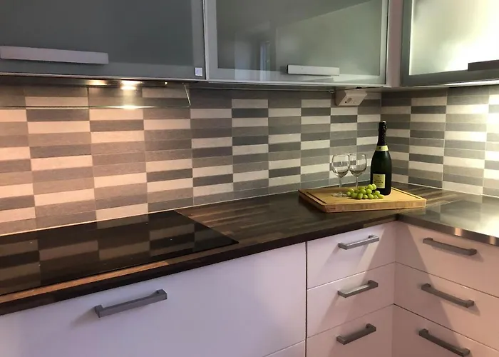 بيت للعطل Bjoersjoedal House's غوتنبرغ