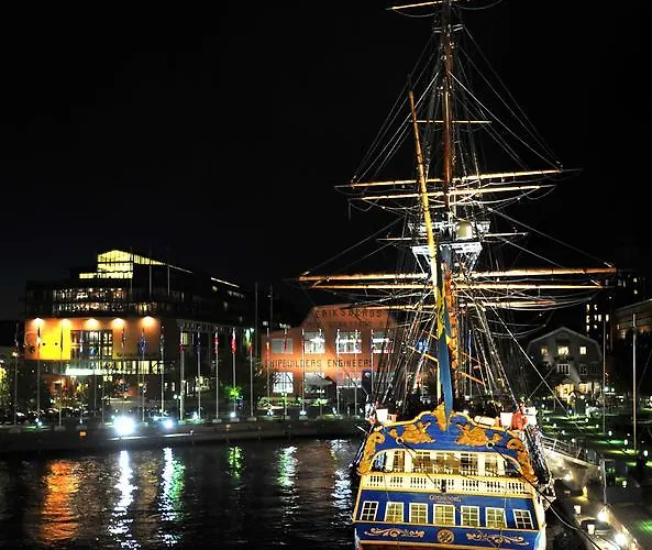 Hotell Quality 11 & Eriksbergshallen 4*