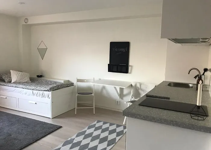 Appartement Mysig Studiolaegenhet I Vaestra