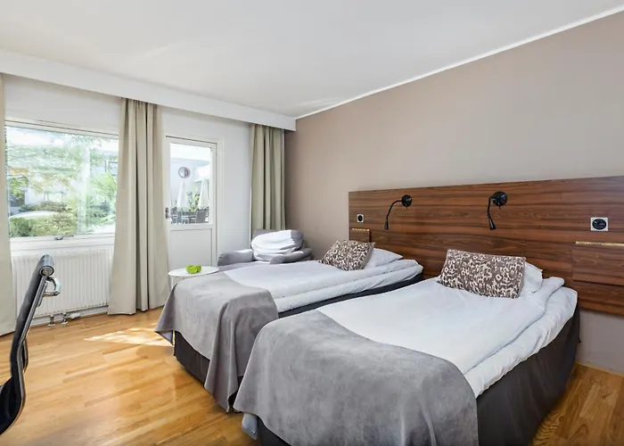 Hotel Apple & Konferens 3*