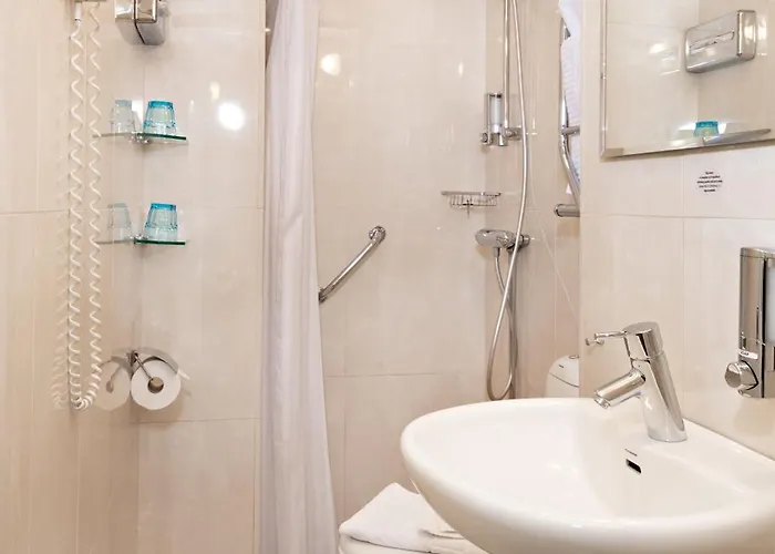 Hotel Center - Sure By Western 3*