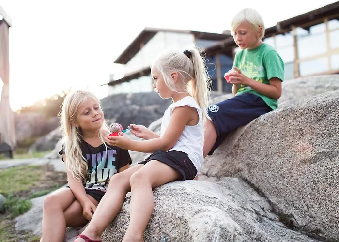 Arken Hotel&art Garden 4*