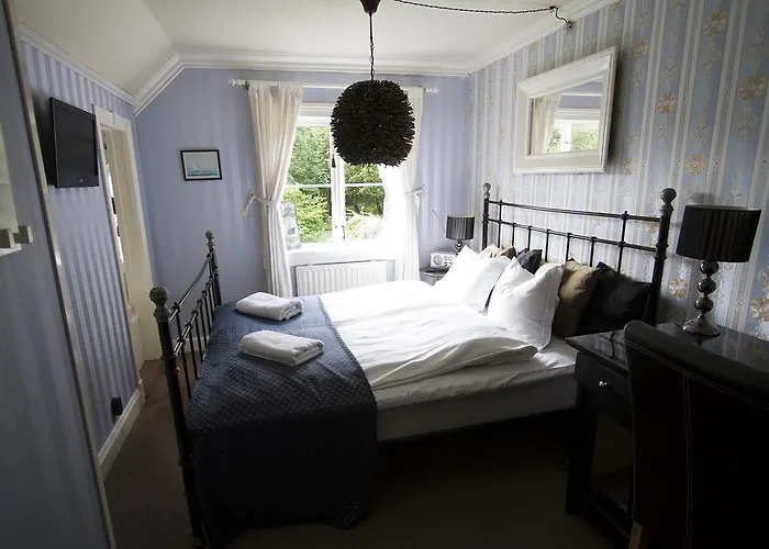 Torpet Mon Bed and breakfast