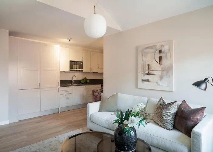 Live And Ekmanska Apartmanhotel