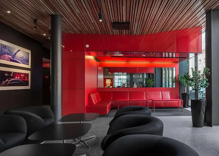 Quality 11 & Eriksbergshallen Hotel