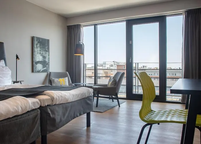 Quality 11 & Eriksbergshallen 4*