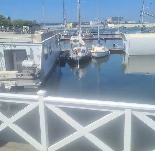 Tekne Downtown Sailboat - Vega 2 Göteborg