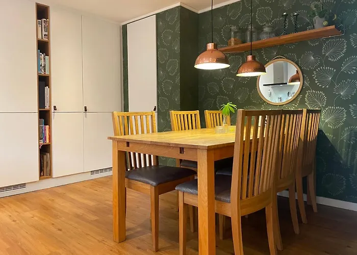 Villa The Yellow Townhouse