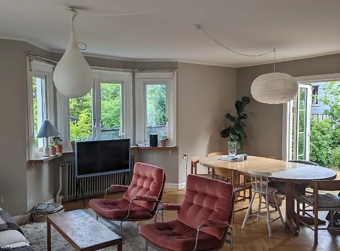 Villa 30-tals Med Naerhet Centrala Gbg Gotemburgo