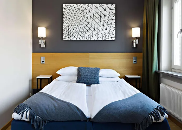 Allén - Sure By Western Allen Göteborg