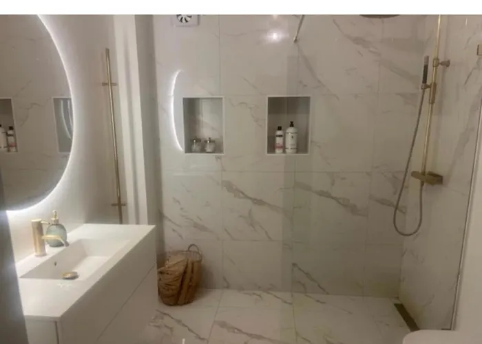 Villa Charmigt Radhus I Centrala Gothenburg