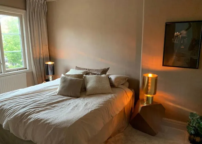 Charmigt Radhus I Centrala Gothenburg