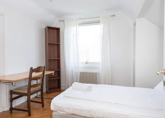 Privat bolig White & Bright In A Shared