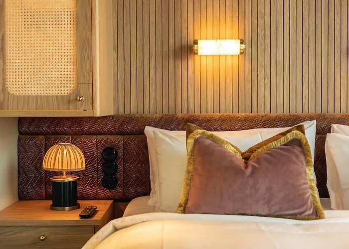 Jacy'z & 5* 哥德堡