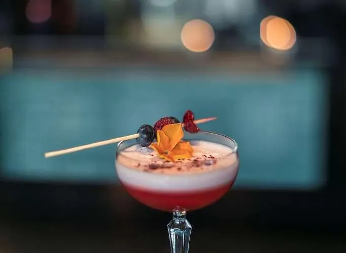 Hotel Radisson Blu Riverside 4*