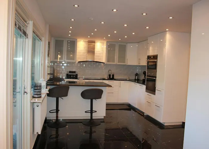 Between The Trees 빌라