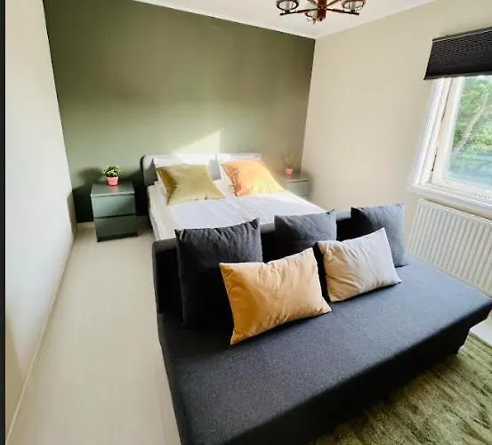 By The Bay In A Shared 예테보리