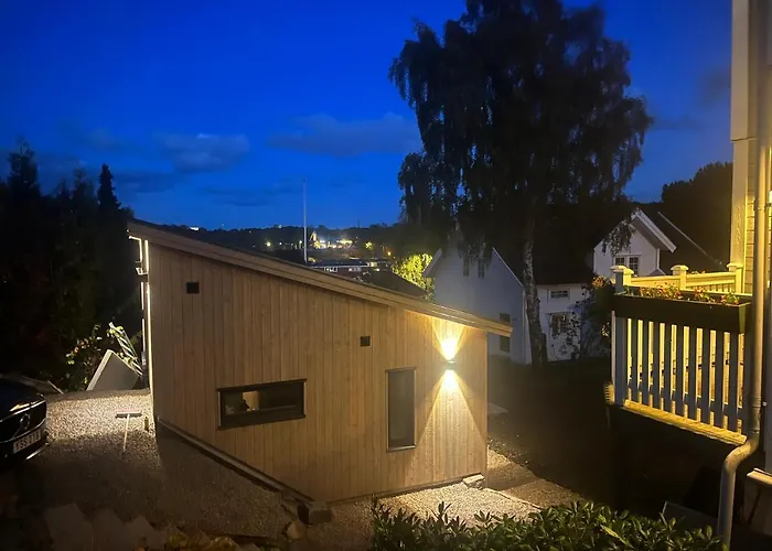 Apartment Mysigt Attefallshus Med Naerhet Och Hav *