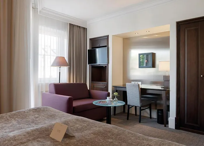 Elite Park Avenue 4*