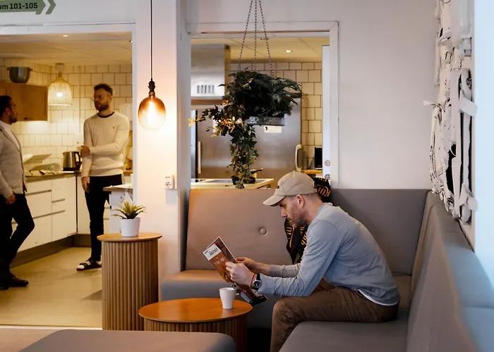 Hostal Slottsskogens *