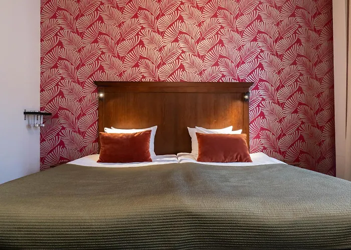 Profilhotels Opera 4*