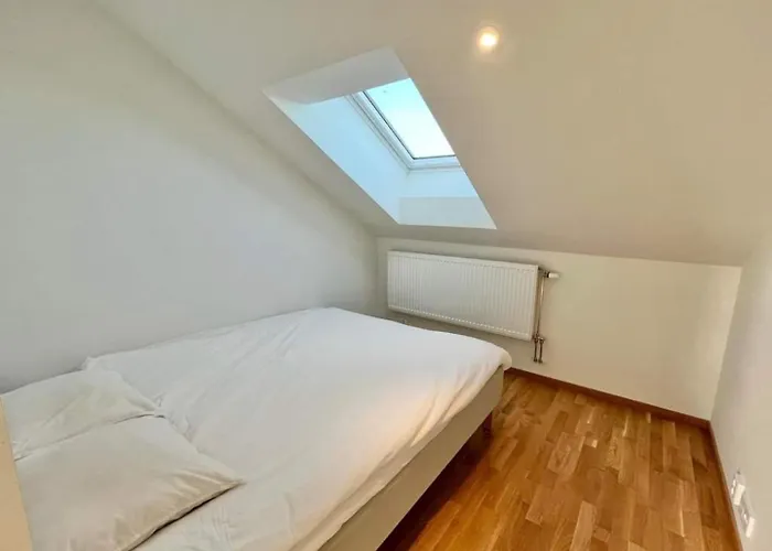 Cozy Private Terrace Flat In *