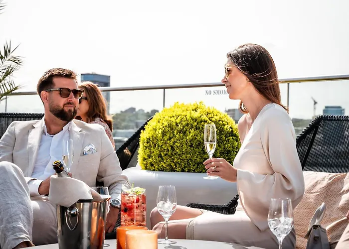 Radisson Blu Riverside Hotel 4*