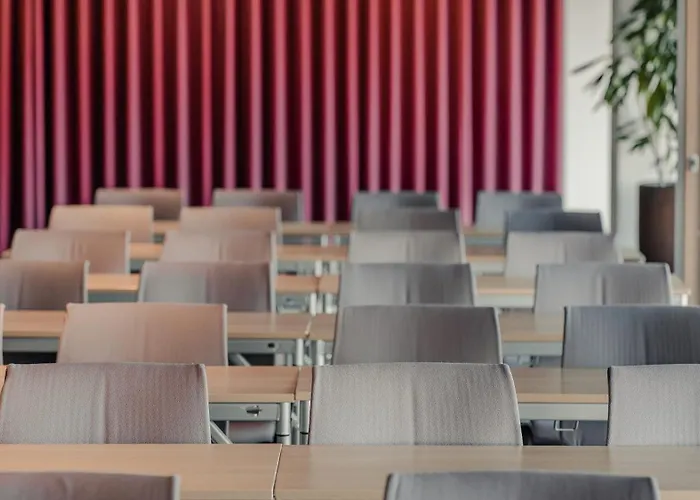 Quality Waterfront 酒店 4*