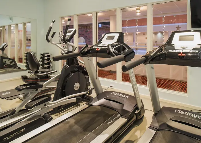 Quality Waterfront Hotell