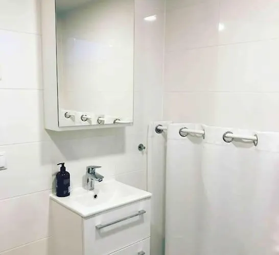 Eget Hus I Oergryte. Goeteborgs Baesta Laege!